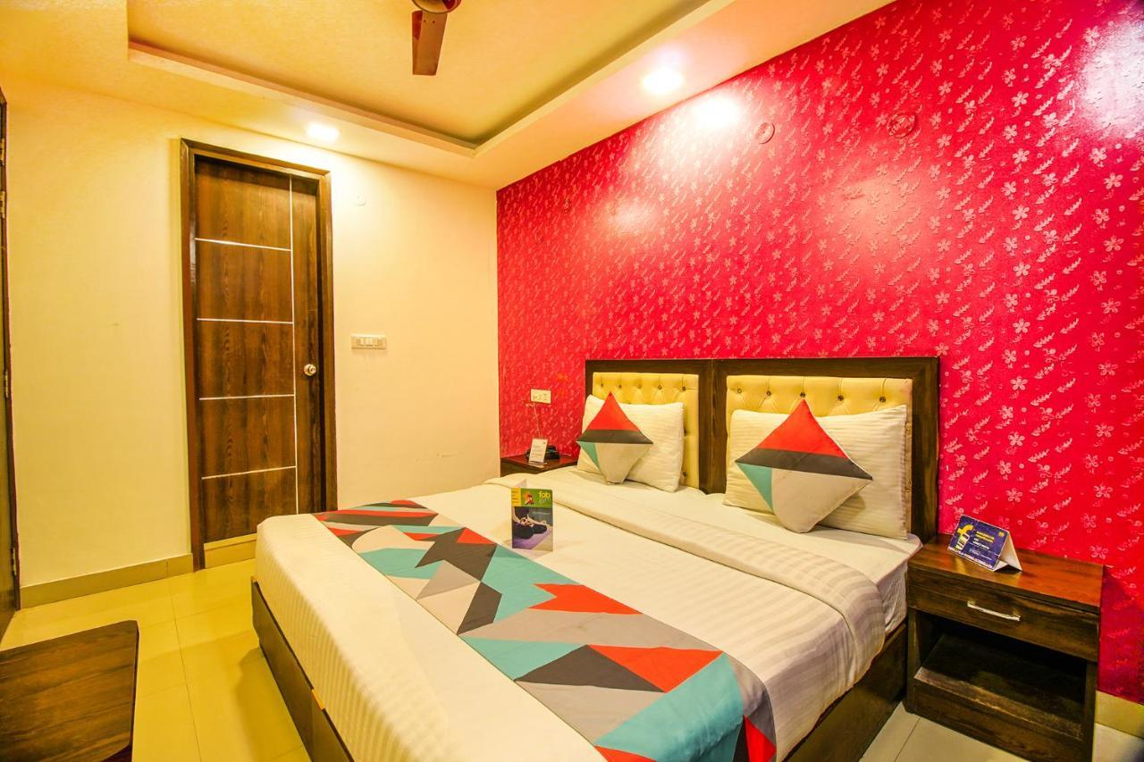 Fabexpress Tp Suite Near Igi Airport Yeni Delhi Dış mekan fotoğraf