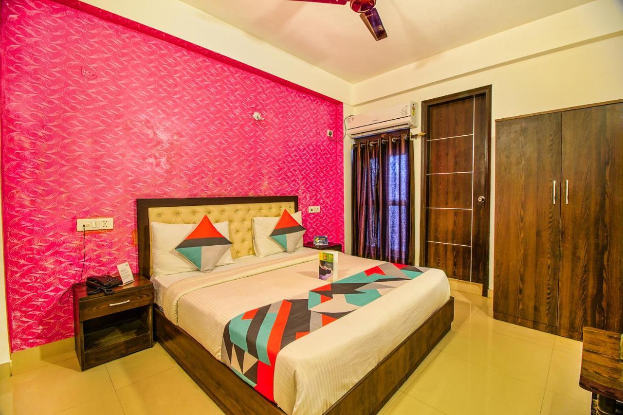 Fabexpress Tp Suite Near Igi Airport Yeni Delhi Dış mekan fotoğraf